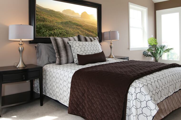 For any look, vintage or modern, new or antiques, the secret to mixing patterns in fabric — for fashion or especially decorating — is unbelievably simple. If it looks good to you and makes you feel happy, it's perfect! With that being said, there are some tricks and guidelines to make it easier.