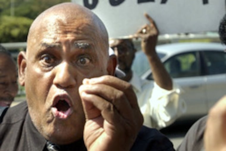 T. Milton Street Jr. in 2003,the year he tried to win $1.2 million of airport work.