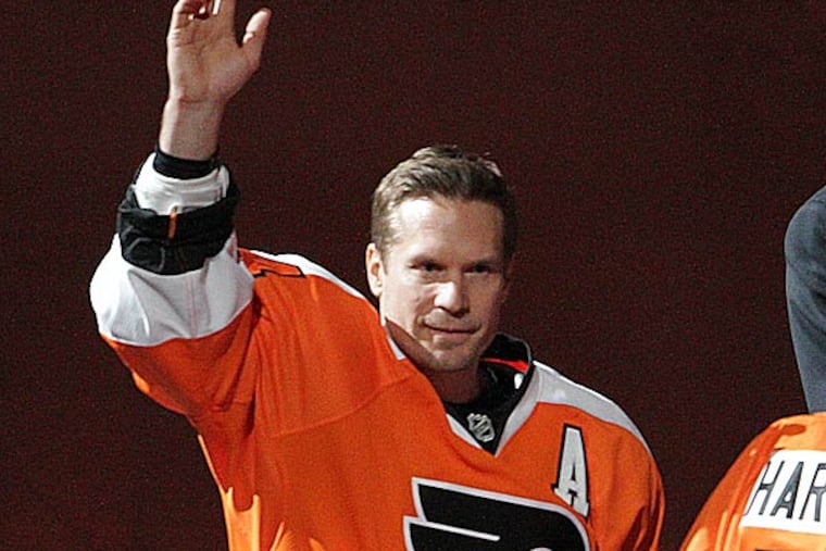 Kimmo Timonen played his 1,000th career NHL game last Monday in Tampa Bay, but it wasn't the same without his family in the building. (Steven M. Falk/Staff Photographer)