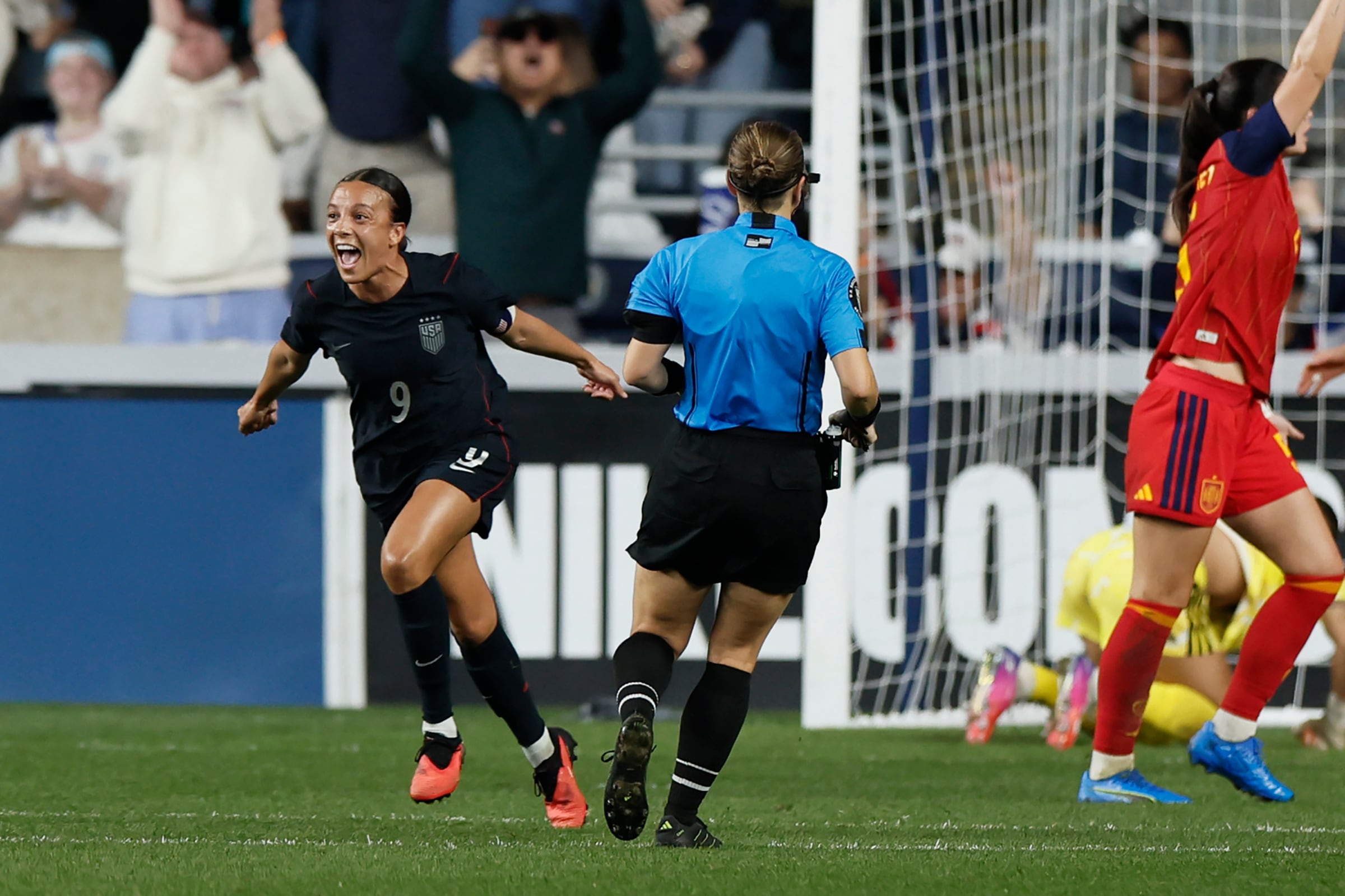 Spain is still ahead of the USWNT, but Mallory Swanson’s big goal started the countdown to the World Cup