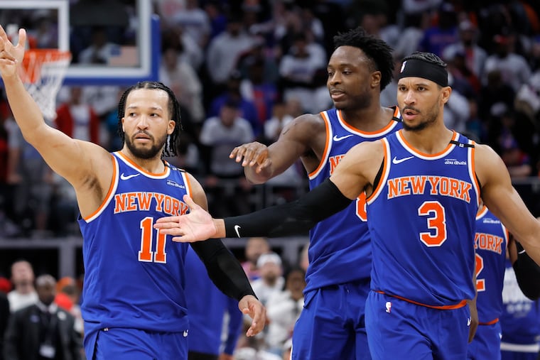 Jalen Brunson (left) and Josh Hart (right) could not muster a compliment for St. Joe’s.