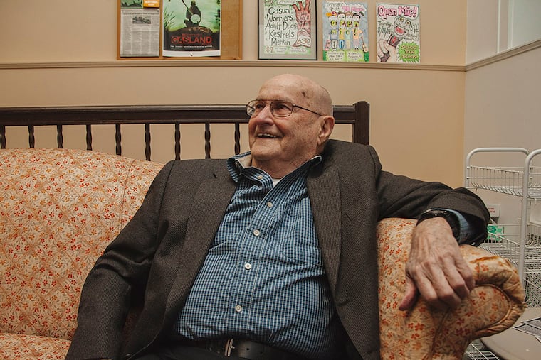 World War II veteran William Roberts before the viewing of his documentary 'Change of Tides: a William Roberts Story Friday, January 16, 2015. ( CHRIS FASCENELLI / Staff Photographer )