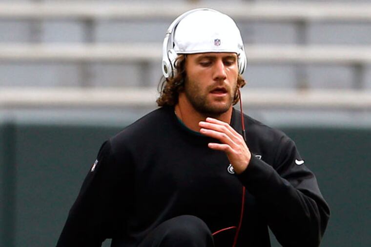 The Eagles' Kiko Alonso warms up Saturday, Aug. 29, 2015, in Green Bay.