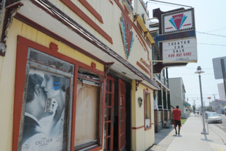 The Sea Theater opened as a nickelodeon, then housed stores. (April Saul / Staff Photographer)