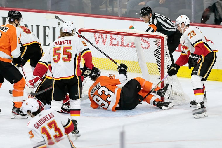 Jake Voracek puts the Flyers up 1-0 in the 2nd period, his first goal in 13 games.