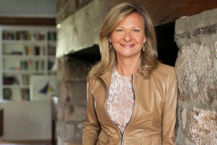 Author Lisa Scottoline.