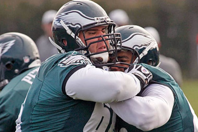 Lineman Dallas Reynolds (left) is now in his third season on the Eagles' practice squad. (Alejandro A. Alvarez/Staff Photographer)