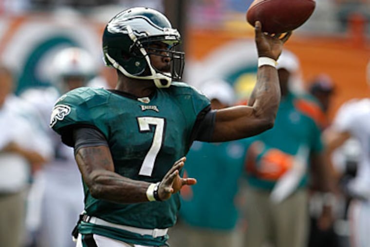 The Eagles will likely rely on the pass to move the ball against the Jets. (Lynne Sladky/AP Photo)