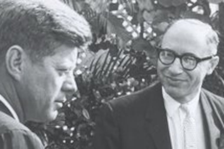 with President John F. Kennedy and Israeli leader Golda Meir in 1962. Mr. Feldman was presidential counsel during the Cuban missile crisis.