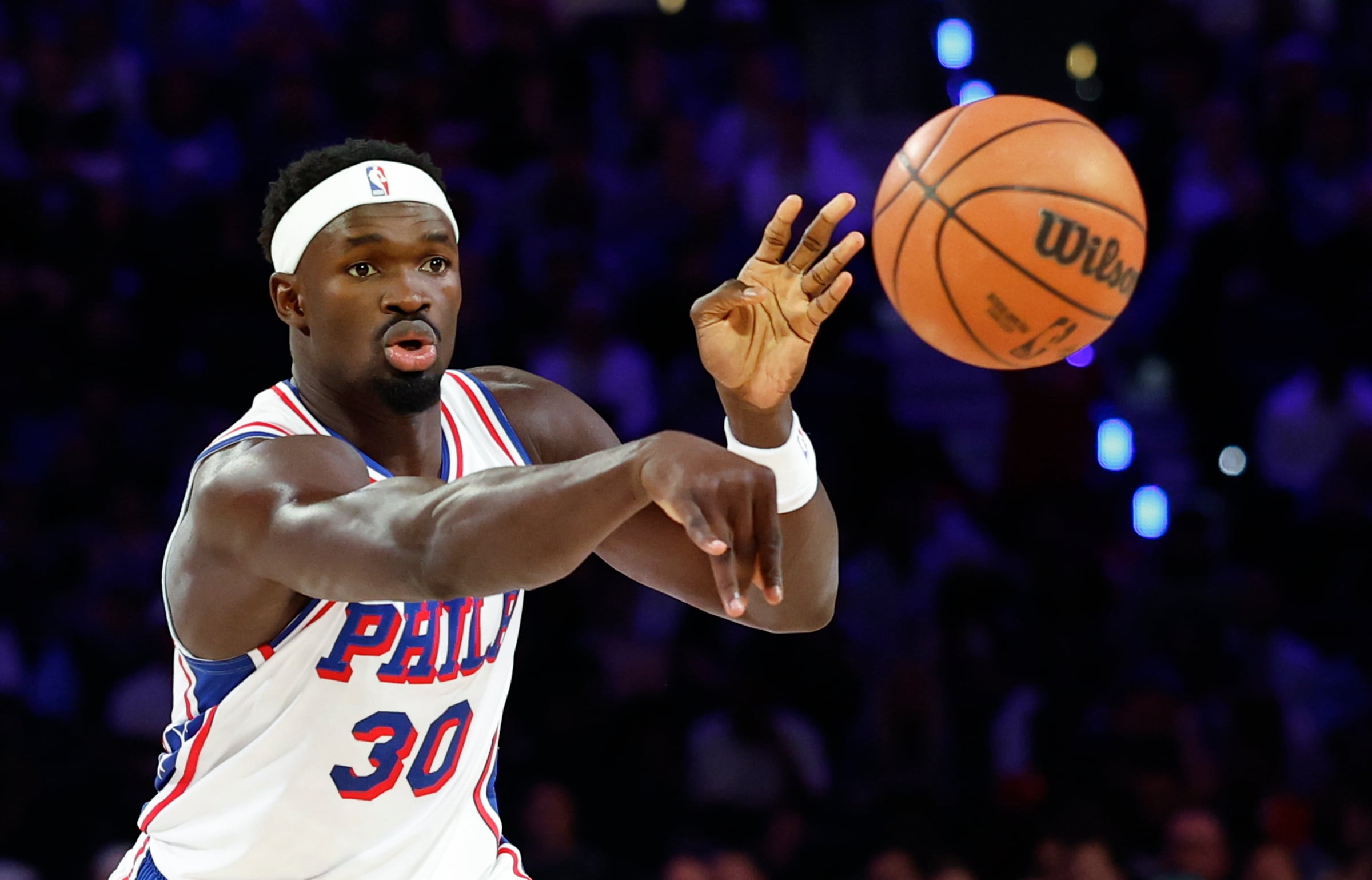 76ers’ Center Shortage Exposed in Loss to Pistons