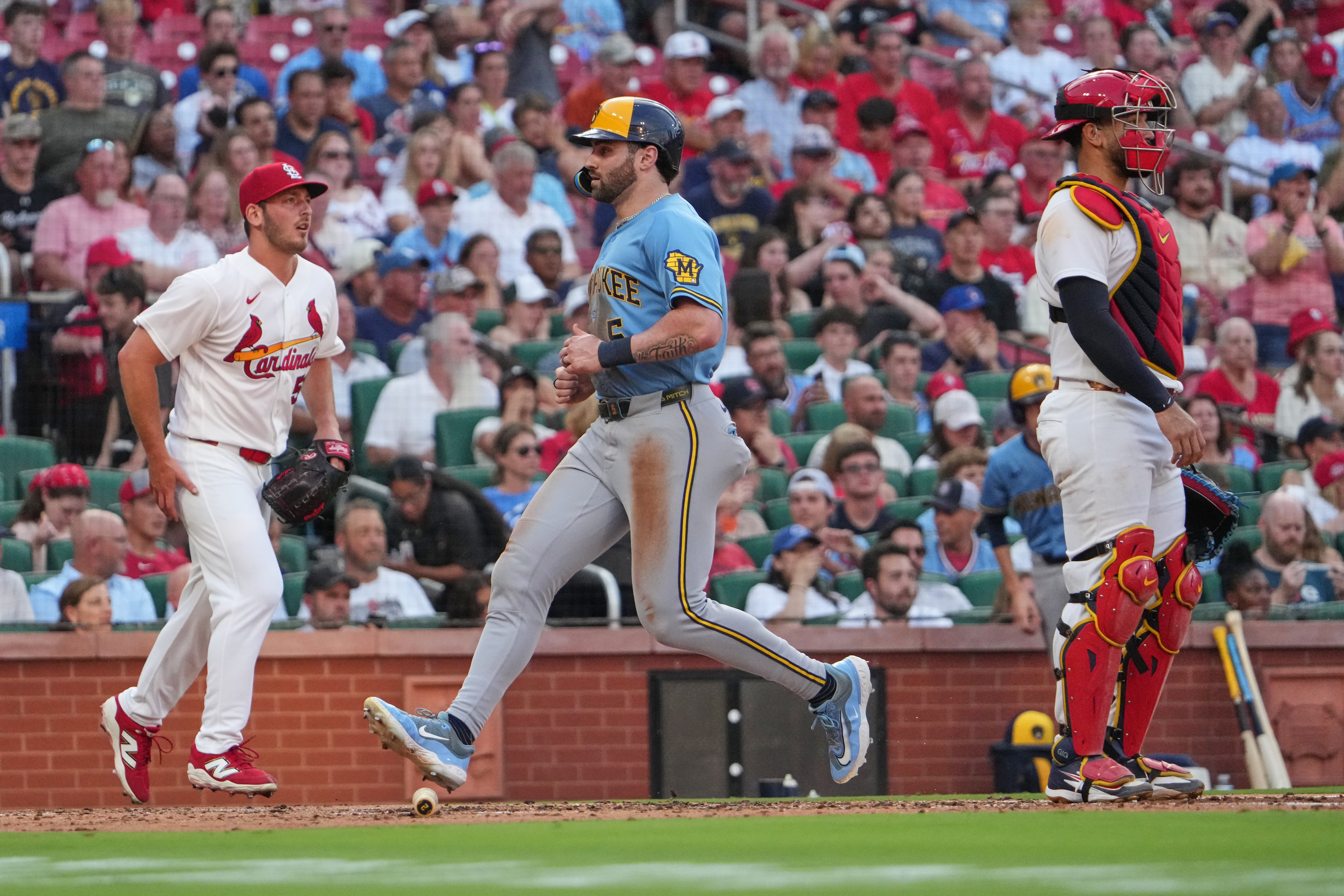 Bauers and Turang homers help the NL Central-leading Brewers beat the Cardinals 8-4