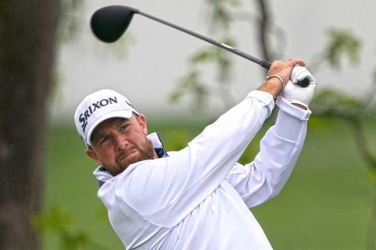 Shane Lowry shot 4-under on the front nine with an early tee time, mostly ahead of the day's worth weather.