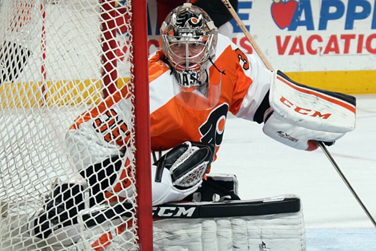 Flyers goalie Steve Mason. (Bruce Bennett/Getty Images)