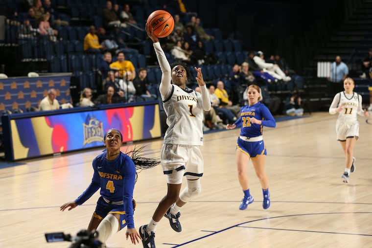 Drexel's Keishana Washington goes up for a layup during the first half. She finished with a game-high 24 points.
