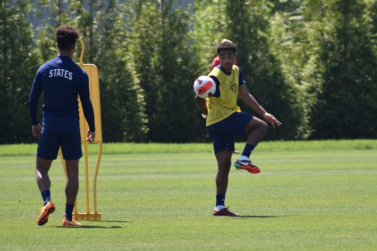 Tyler Adams (center) was a first-timer at the bargaining table as the U.S. men's soccer team worked on its new agreement.