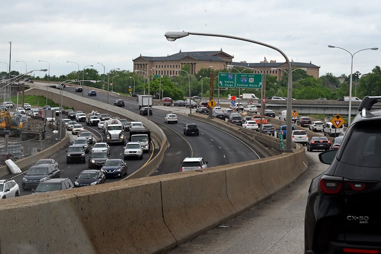 Traffic on the Schuylkill Expressway I-76 May 6, 2026.