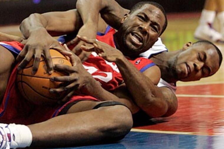Elton Brand scored 17 points and grabbed 14 rebounds in the loss to the Pistons. (AP Photo/Duane Burleson)