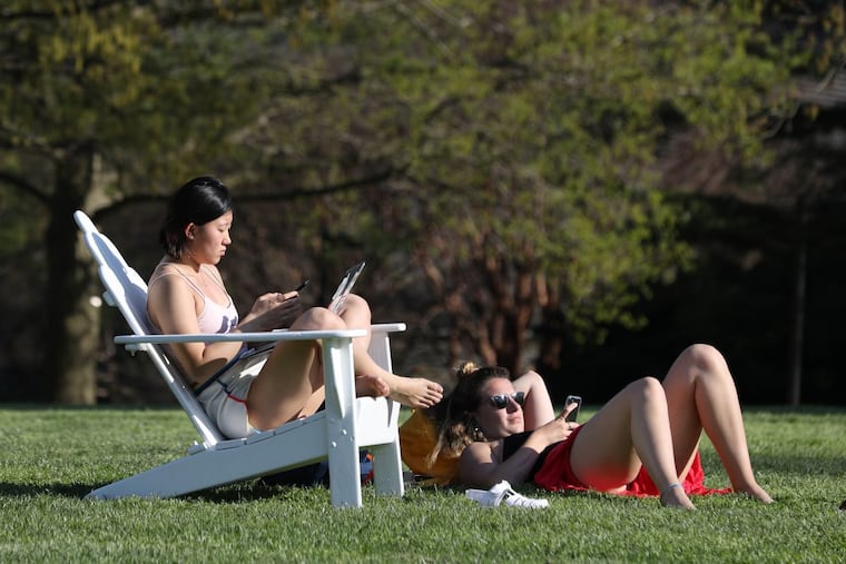 Swarthmore College students enjoying this week’s summer prequel.,