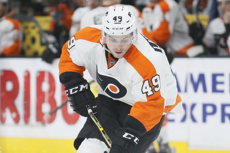 Scott Laughton wants to stick with the Flyers this season.