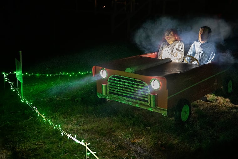 Roswell, N.M., alien abduction decorations at 32 Eighth Ave.