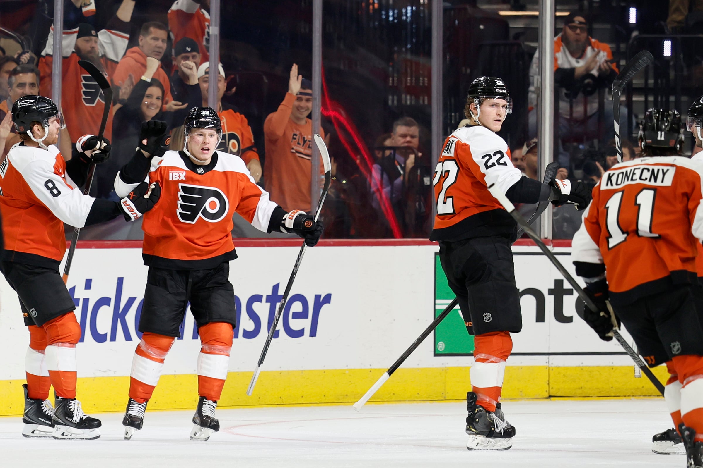 Philadelphia Flyers Extend Winless Streak to 0-1-2 After Overtime Loss to Carolina Hurricanes