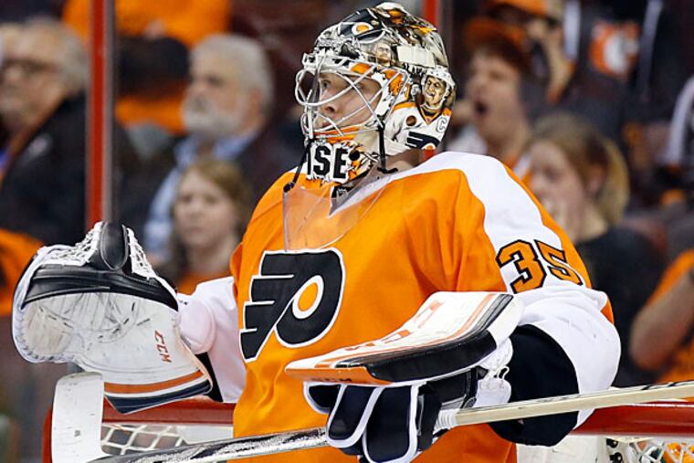 Flyers goaltender Steve Mason. (Yong Kim/Staff Photographer)