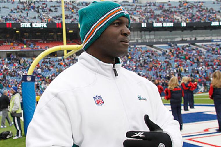 Todd Bowles was the Dolphins' interim head coach for the final three games last year. (Derek Gee/AP file photo)