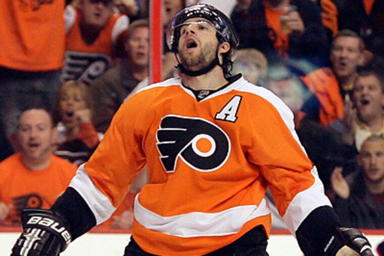 The Flyers traded Simon Gagne to the Tampa Bay Lightning. (Yong Kim / Staff Photographer)