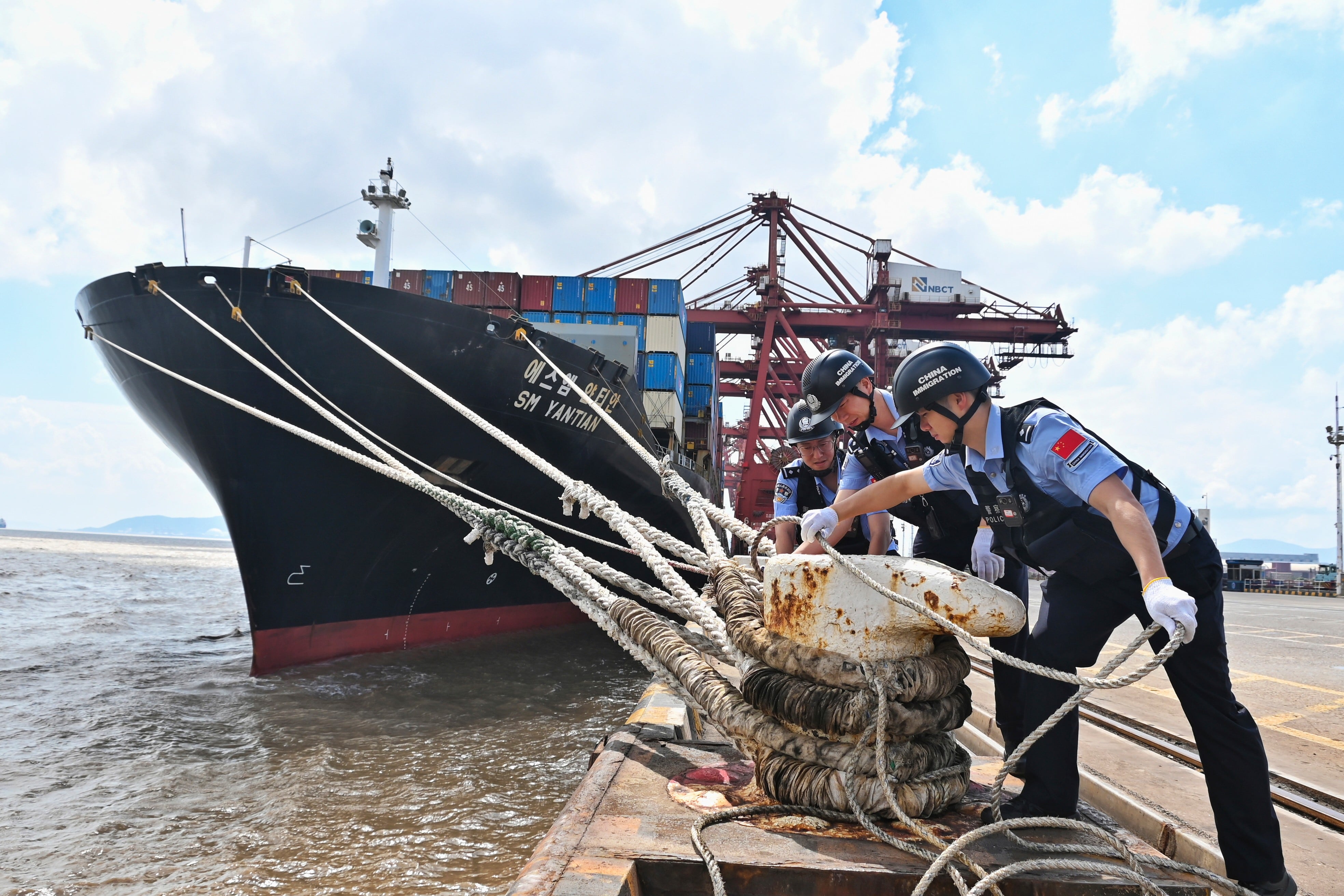 Shanghai cancels 1,300 flights as Typhoon Dolphin hits China's eastern coast