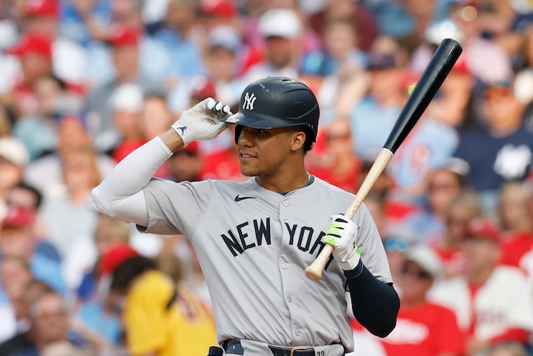 Juan Soto batting for the Yankees against the Phillies in July. Now he'll make the Mets an even bigger threat to the Phillies.