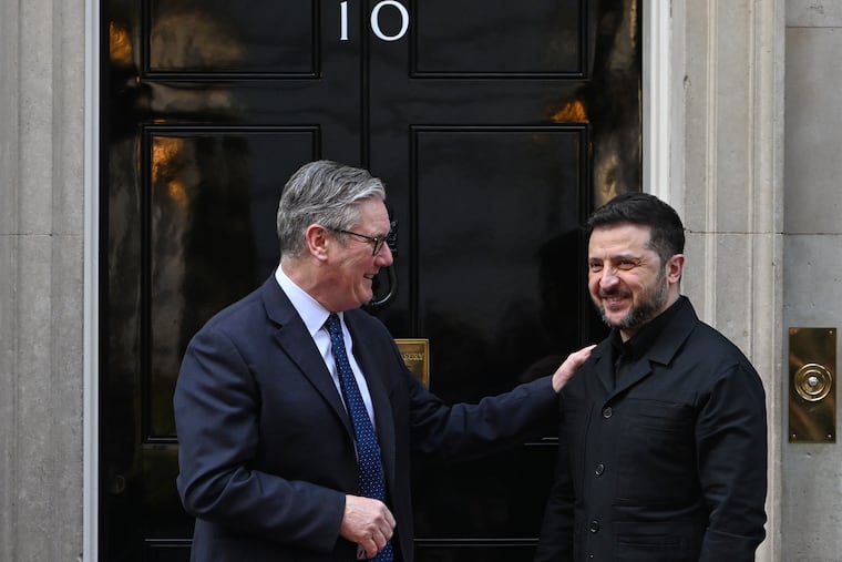 Britain's Prime Minister Keir Starmer welcomes Ukrainian President Volodymyr Zelenskyy to Downing Street in London, Tuesday, March 17, 2026.