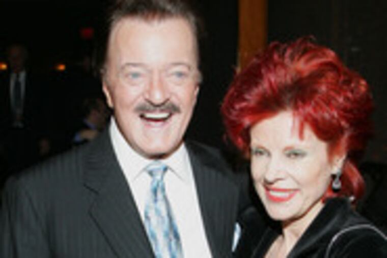 Robert Goulet and his wife, Vera, in 2005. He died awaiting a lung transplant.