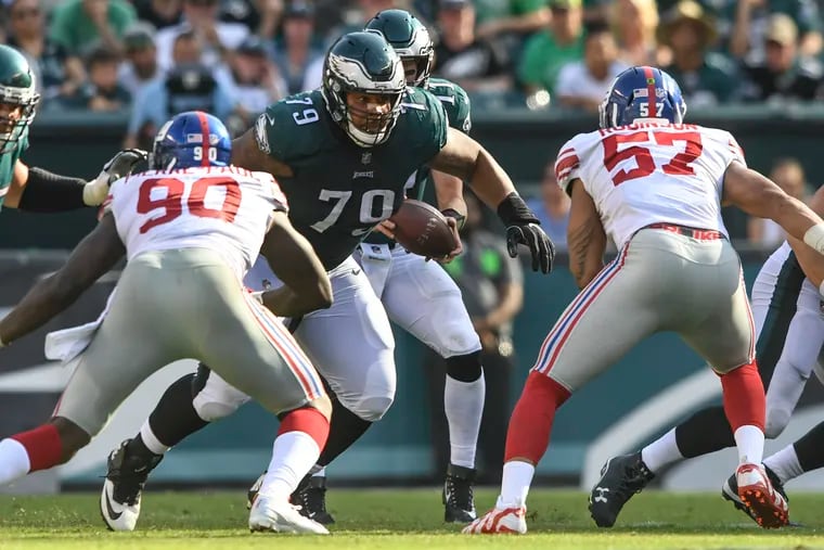 Eagles guard Brandon Brooks prepares to throw a block during the game against the Giants at Lincoln Financial Field September 24, 2017. The Eagles won 27-24. CLEM MURRAY / Staff Photographer