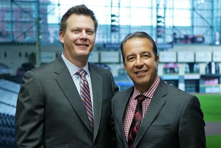 Astros play-by-play announcer Todd Kalas (right) with color analyist Geoff Blum.
