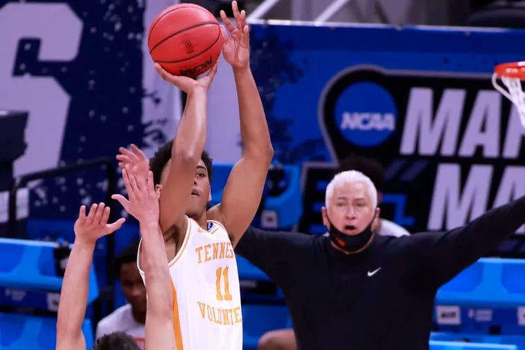 Sixers rookie Jaden Springer (11) shot 43.5 percent from beyond the college three-point line at Tennessee.