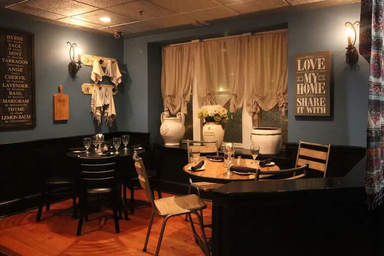 A semiprivate dining area at Gypsy Blu, 34 E. Butler Ave., Ambler.  ( Michael Klein / Philly.com )