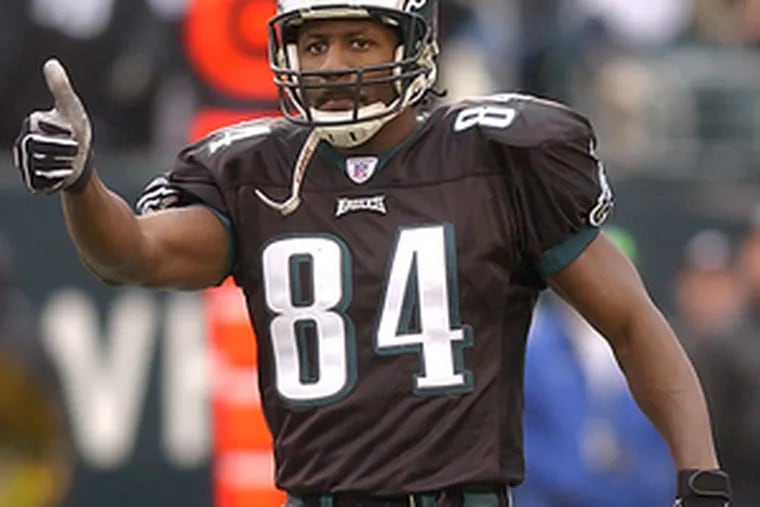 The Eagles don&#0039;t get a thumbs-up for picking Freddie Mitchell in the first round in 2001.