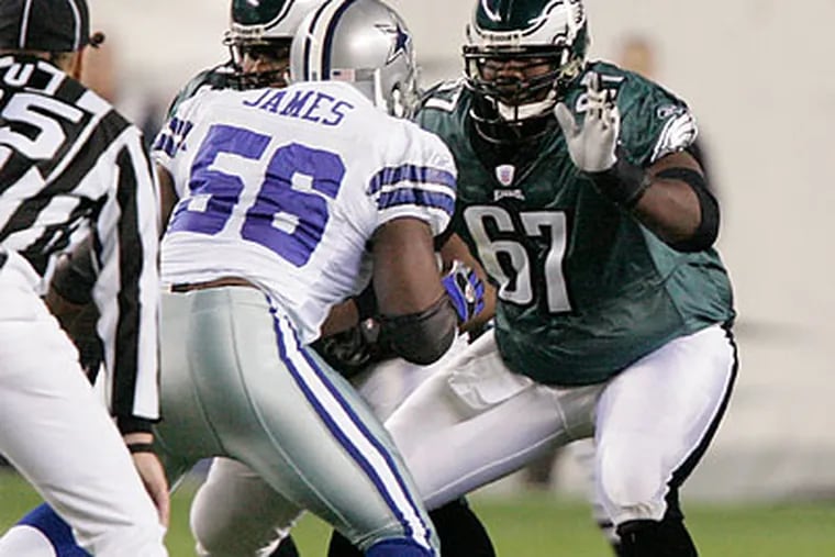 Jamaal Jackson's ACL injury last December may lead the Eagles to draft a center. (Jerry Lodriguss/Staff file photo)