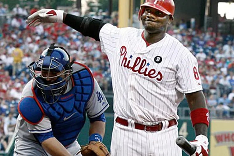 Ryan Howard struck out twice before homering last night against the Dodgers. (Elizabeth Robertson/Staff Photographer)
