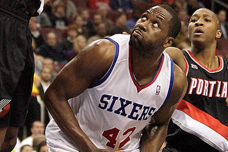 Elton Brand led the Sixers in scoring with 18 points against the Blazers. (Yong Kim / Staff Photographer)