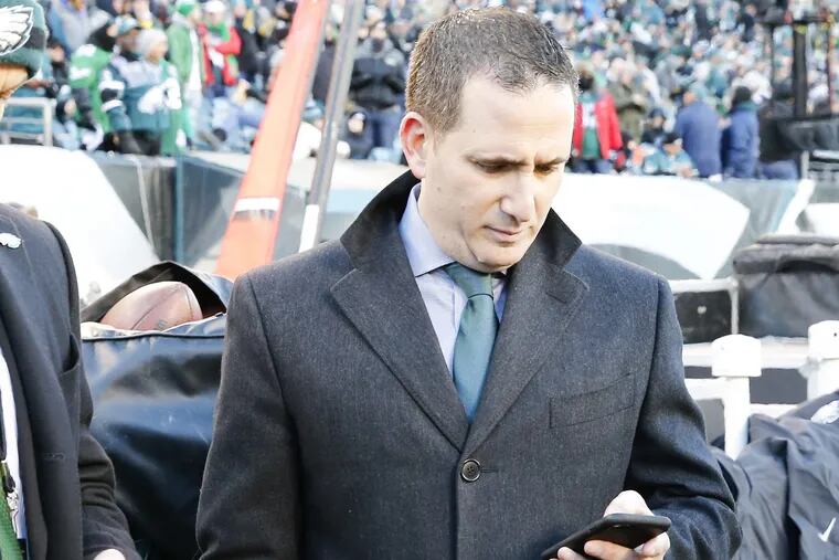 Howie Roseman is one of the most aggressive executives in the NFL, but that doesn't mean he'll make a trade Tuesday.