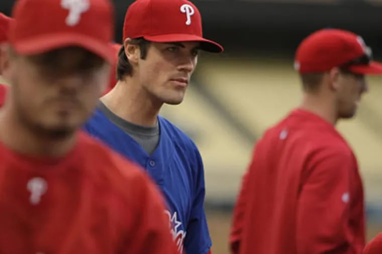 Cole Hamels will start Game 1 of the NLCS tonight against the Dodgers. ( David Maialetti / Staff Photographer)
