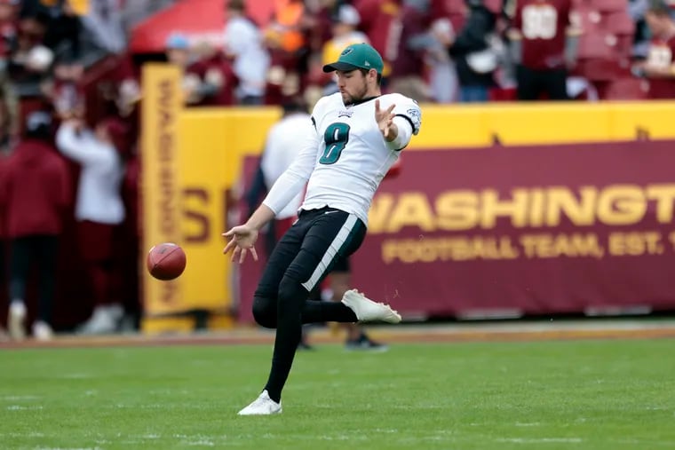Eagles punter Arryn Siposs warming up before the game against the Washington Football Team on Jan. 2 at FedEx Field in Landover, Md.