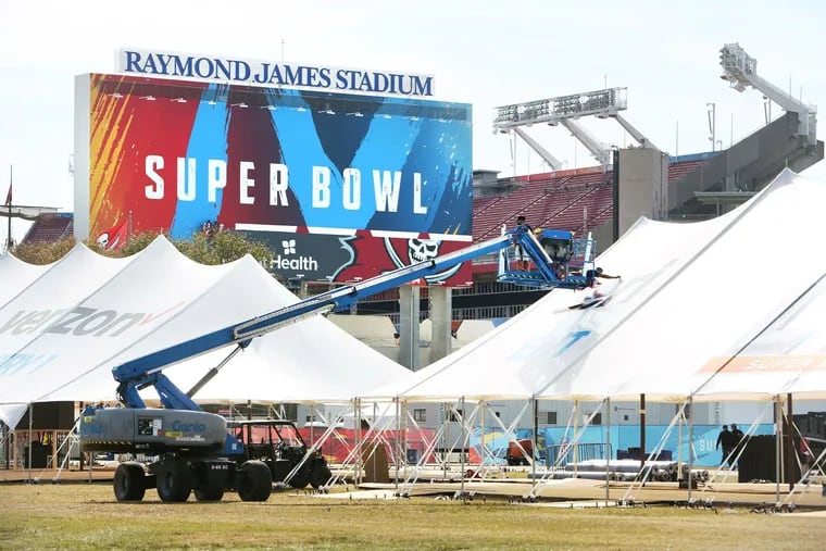 Super Bowl LV ticket prices drop as Chiefs-Bucs game draws near