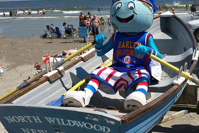 Harlem Globetrotters invade Wildwood. (Photo by: Wildwoods Convention Center)