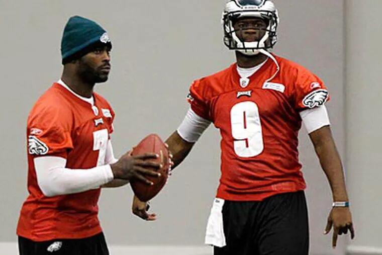 Vince Young will start in place of the injured Michael Vick for the third straight week. (Alex Brandon/AP)