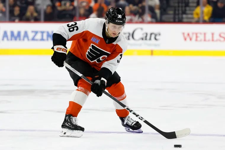 Staal out longer term for Flyers with upper-body injury