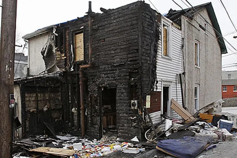 Federal authorities say 67 fires have been set in Coatesville since February 2008. (Michael S. Wirtz/Staff Photographer)