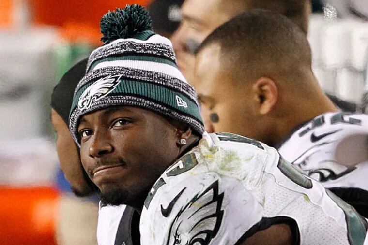 Eagles running back LeSean McCoy sits on the bench after Washington kicked their game-winning field goal.  (Ron Cortes/Staff Photographer)