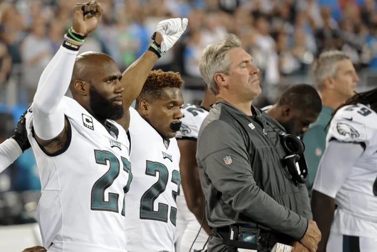 Malcolm Jenkins (27) didn’t seem to ruffle any feathers before Eagles-Panthers game.
